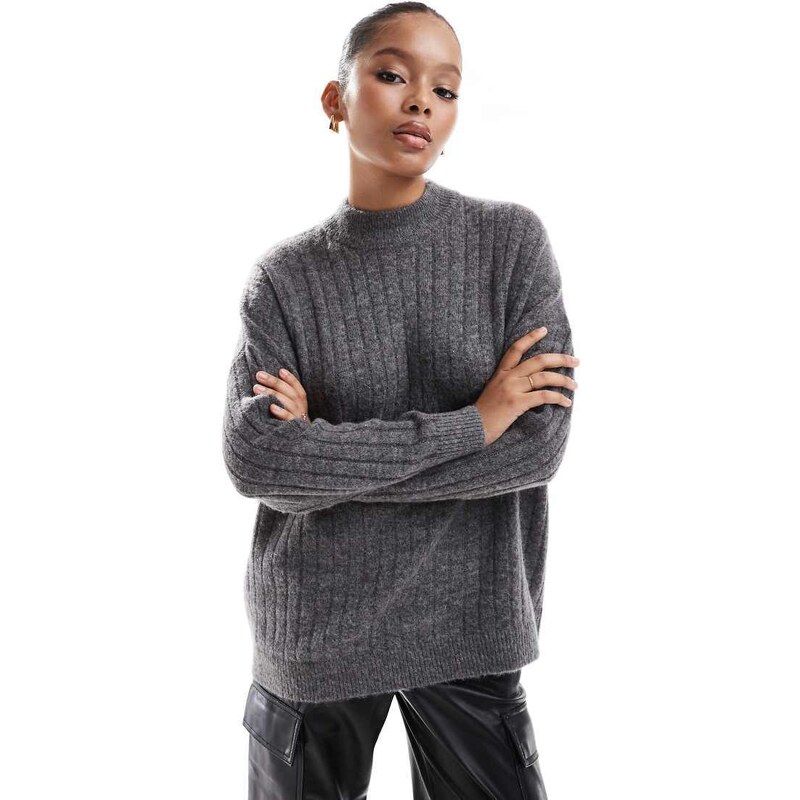 Selected crew neck merino wool blend jumper in texture grey 110058826