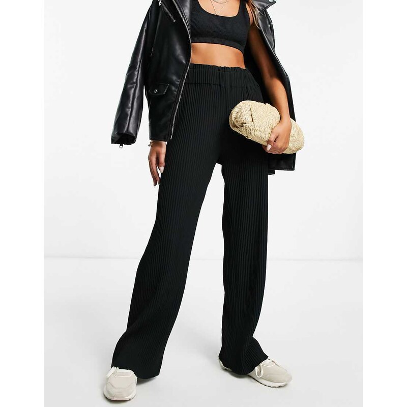 YAS high waisted wide leg plisse trousers in black - BLACK 111000393