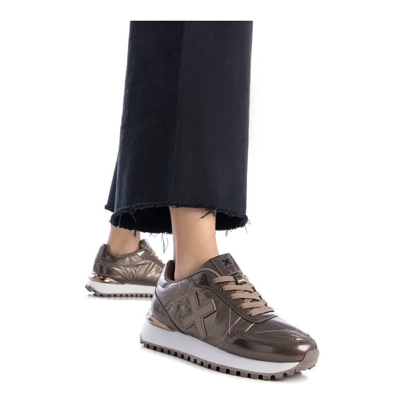 Dámské tenisky v trendy metalickém provedení Xti Refresh 143250 99652966