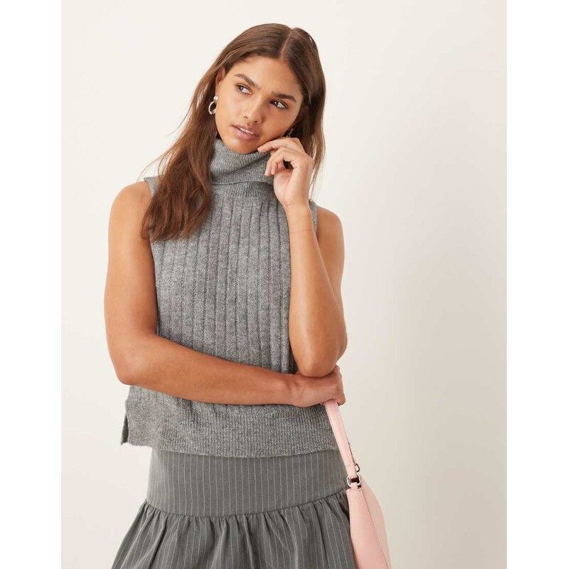 Vila ribbed high neck sleevless knitted vest in dark grey 100137136