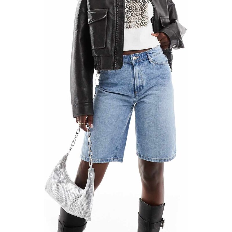 ONLY high waisted denim bermuda shorts in light blue 105343331