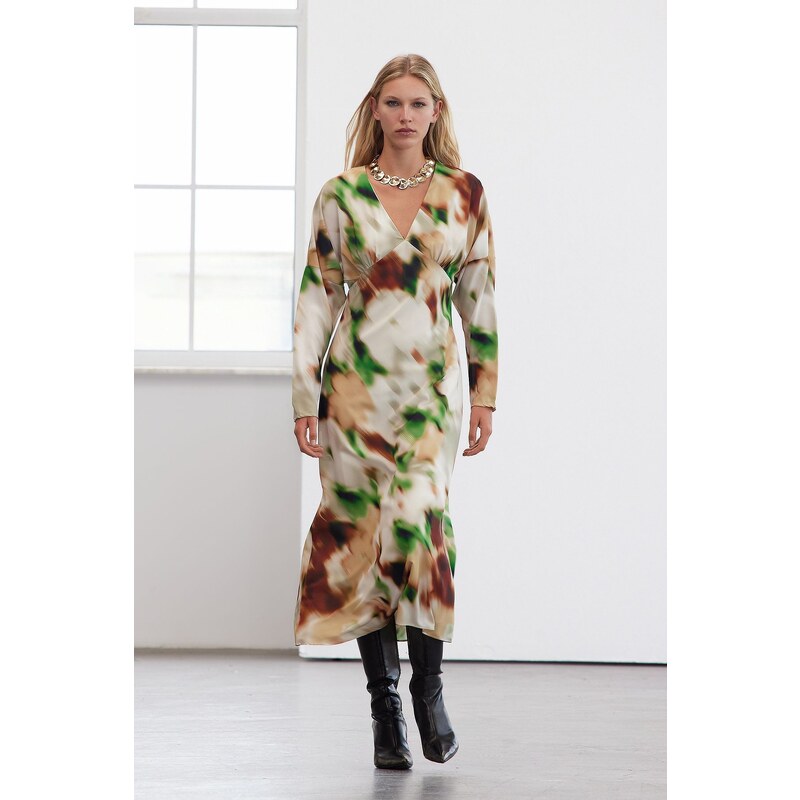 Trendyol Limited Edition Multicolored A-Line Floral Midi Woven