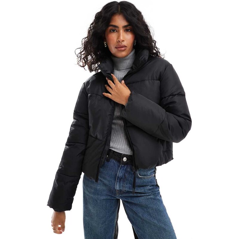 JJXX cropped padded puffer in black 99938474