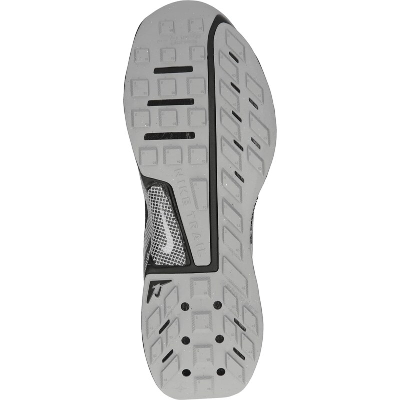 NIKE Běžecká obuv Juniper 3 černá / bílá
