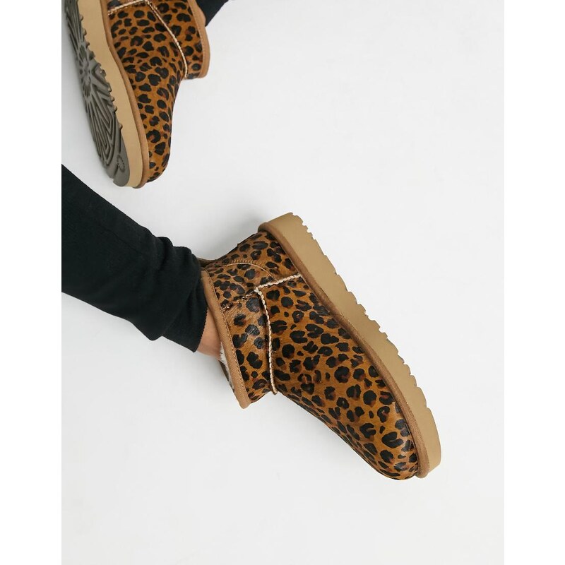 UGG Classic Ultra Mini ankle boots in leopard print-Multi 100032536