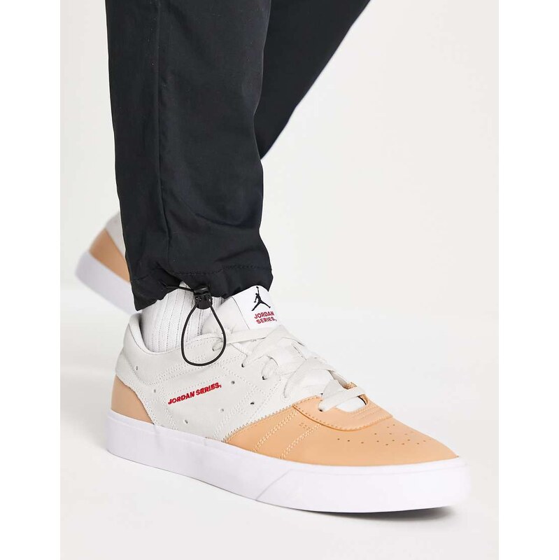 Jordan Series ES low trainers in stone/praline-Neutral