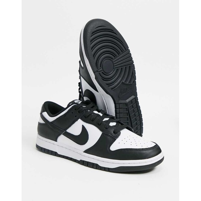 Nike Dunk Low trainers in white/black