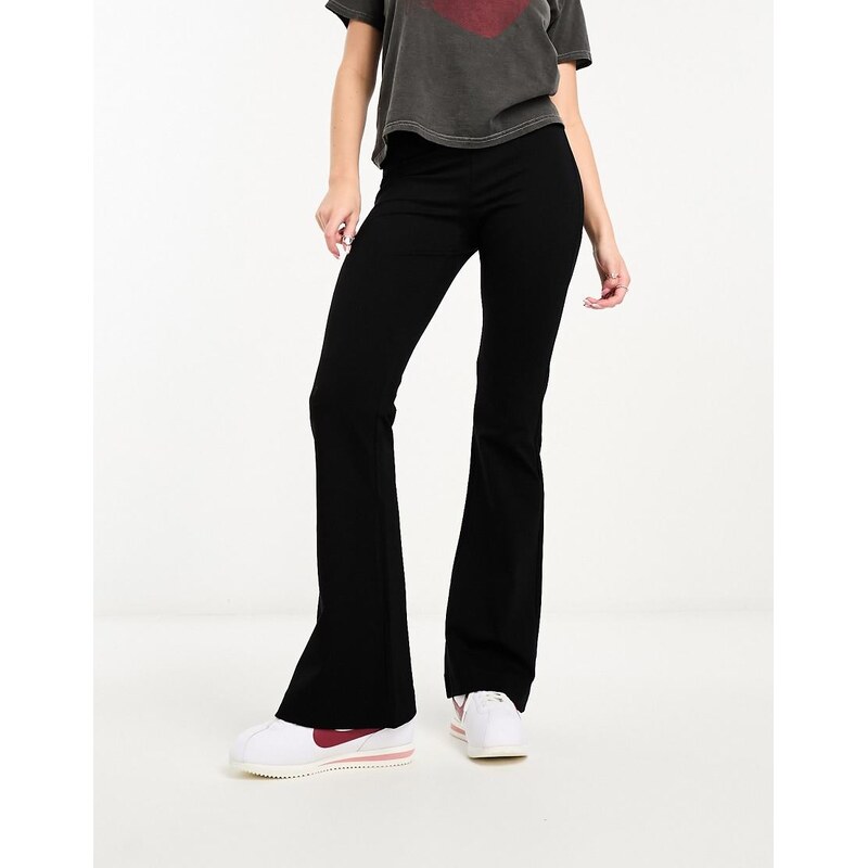 Vero Moda jersey flares with high waist in black