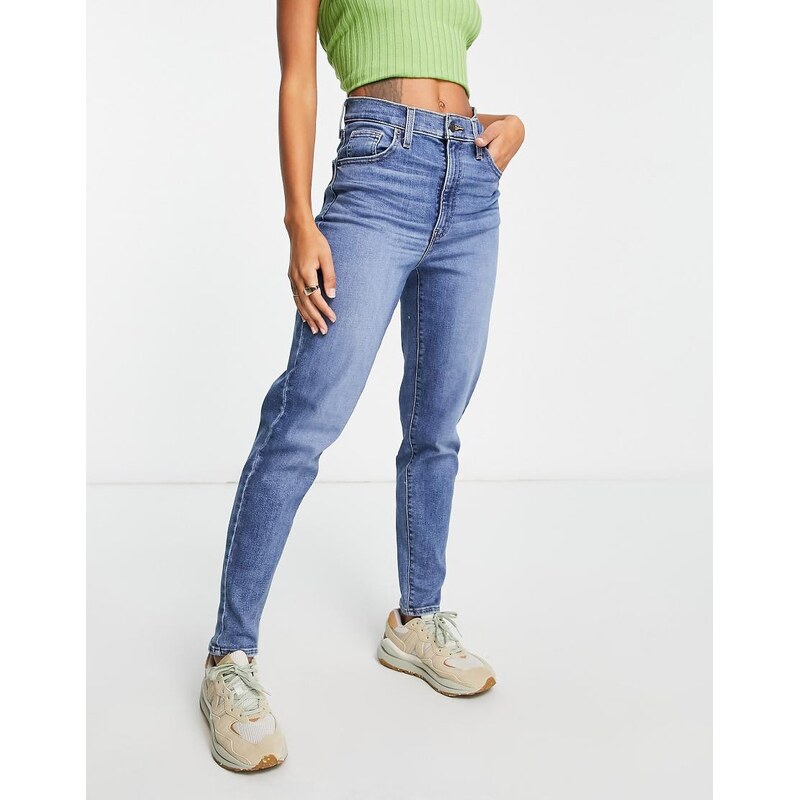 Levis high waisted mom jean in mid wash-Blue