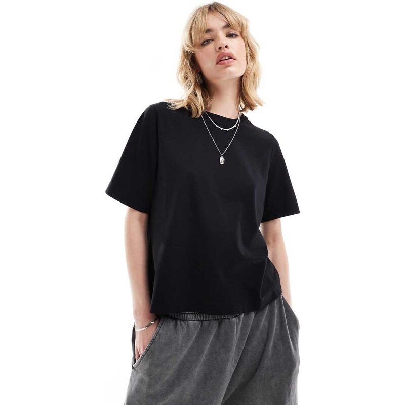 Weekday Perfect cotton relaxed t-shirt in black 100048743