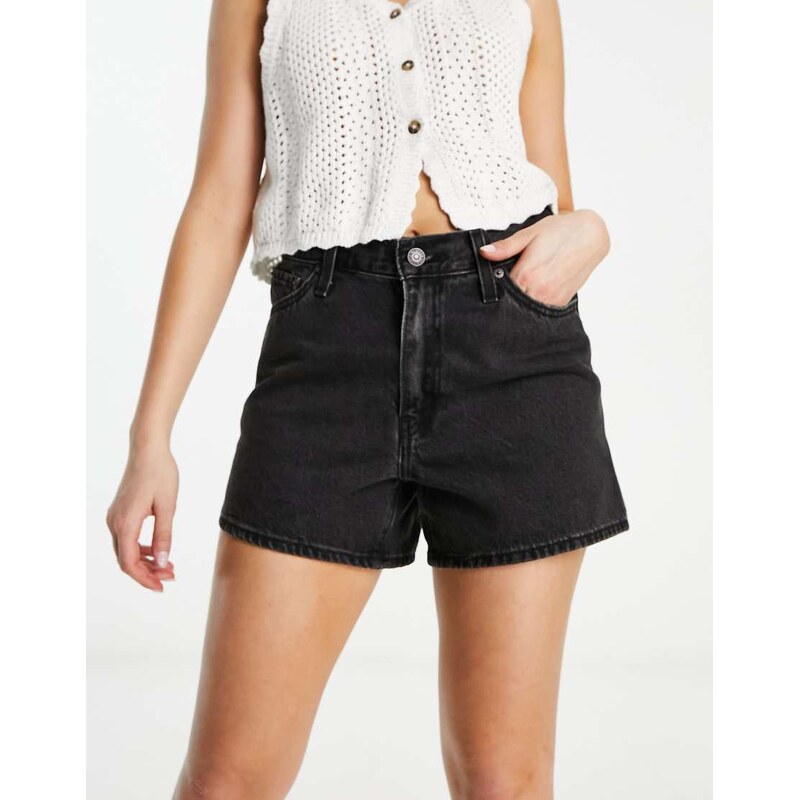 Levis 80s mom shorts in black wash-Navy 100053285