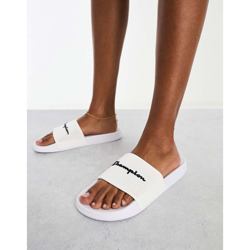 Champion Legacy Daytona sliders in white
