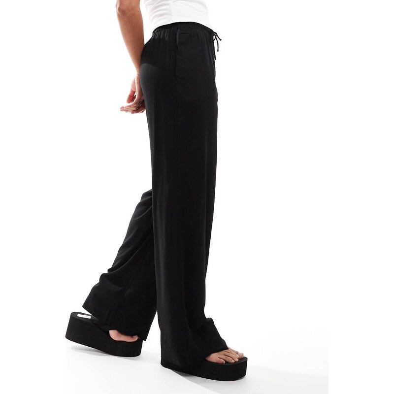 Monki drawstring waist trousers in black 100055500