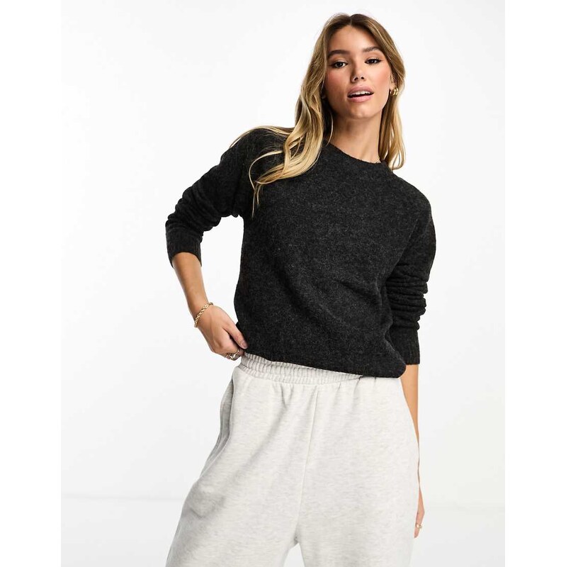 Vero Moda round neck knitted jumper in black melange 100359747