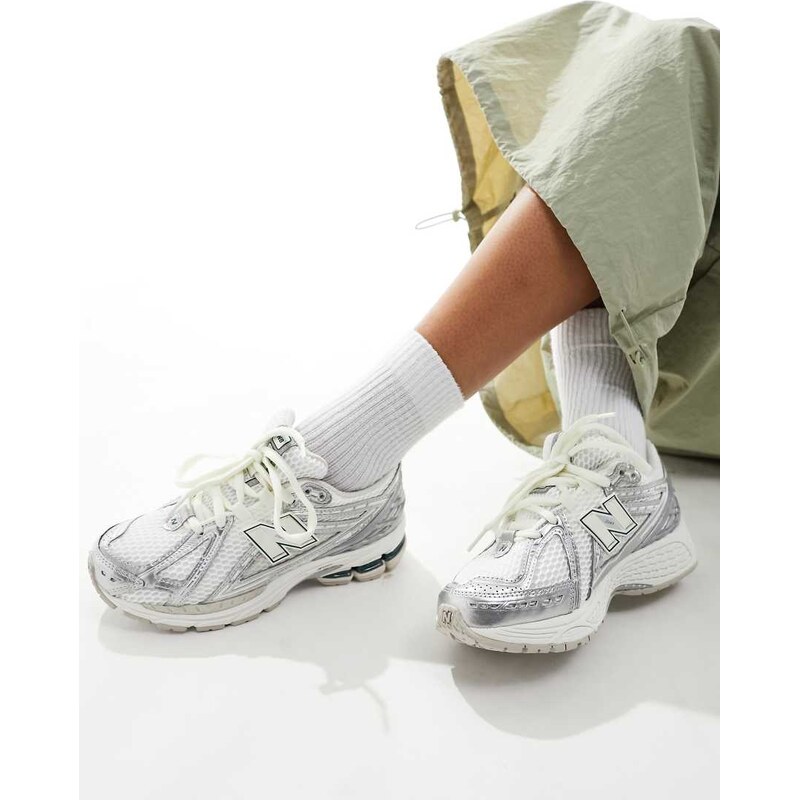 New Balance 1906 trainers in silver 115640214