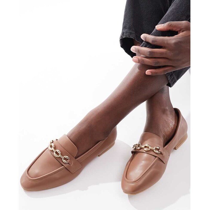 ASOS DESIGN Wide Fit Macaroon chain loafer in Tan-Brown 115684595