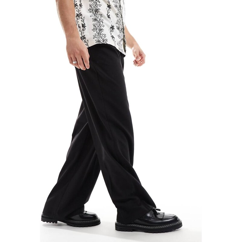 COLLUSION relaxed wide leg tailored trousers in black