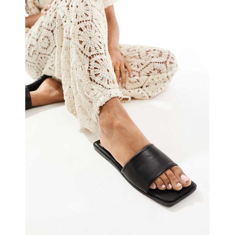 ASOS DESIGN Fig square toe flat sandals in black