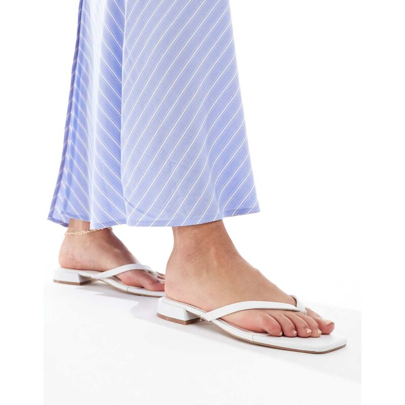 ASOS DESIGN Felicity skinny toe-thong flat sandals in white