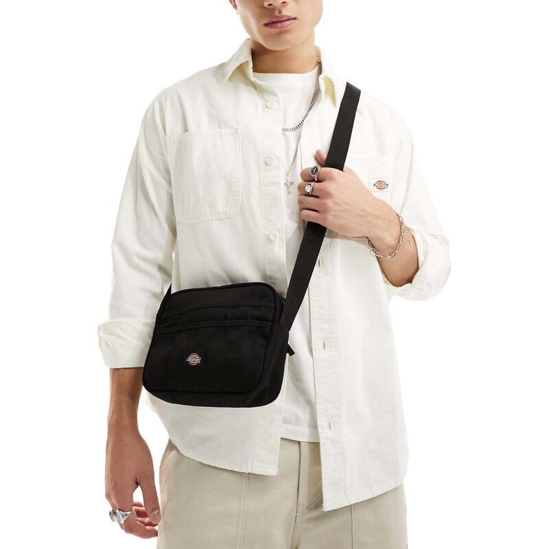 Dickies moreauville messenger bag in black 100091507