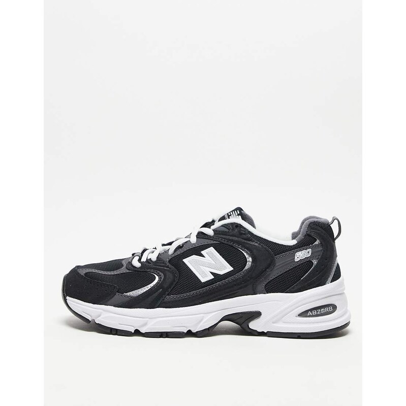 New Balance 530 trainers in black