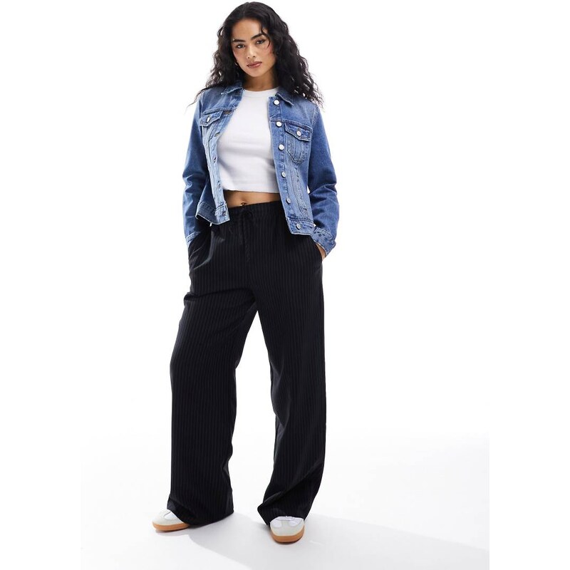 Vero Moda denim jacket in medium blue wash