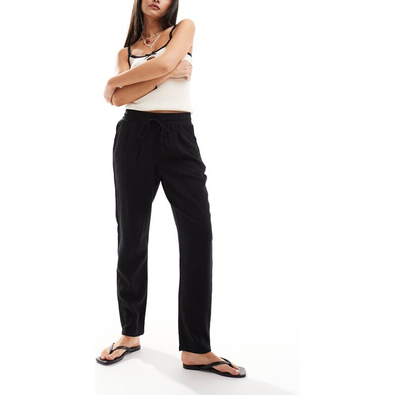Vero Moda linen blend tapered trousers in black 115509771
