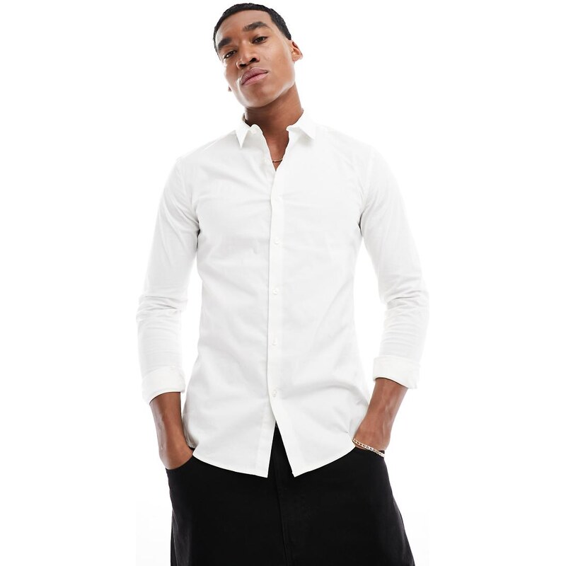 New Look long sleeve muscle fit poplin shirt in white