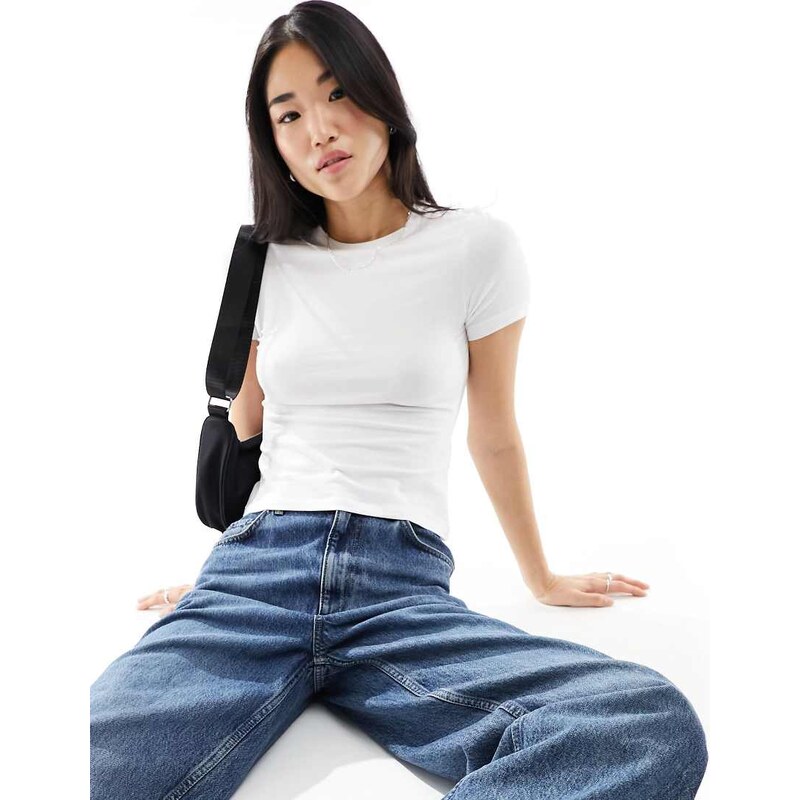 Weekday slim fit t-shirt in white