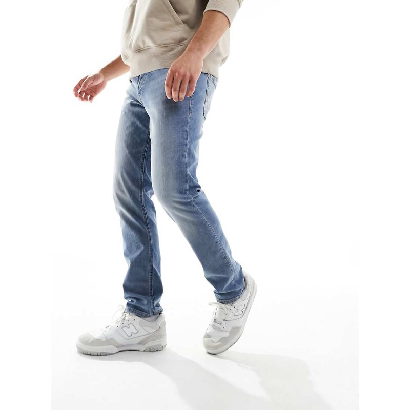 Jack & Jones Glenn slim leg jeans in light wash denim-Blue