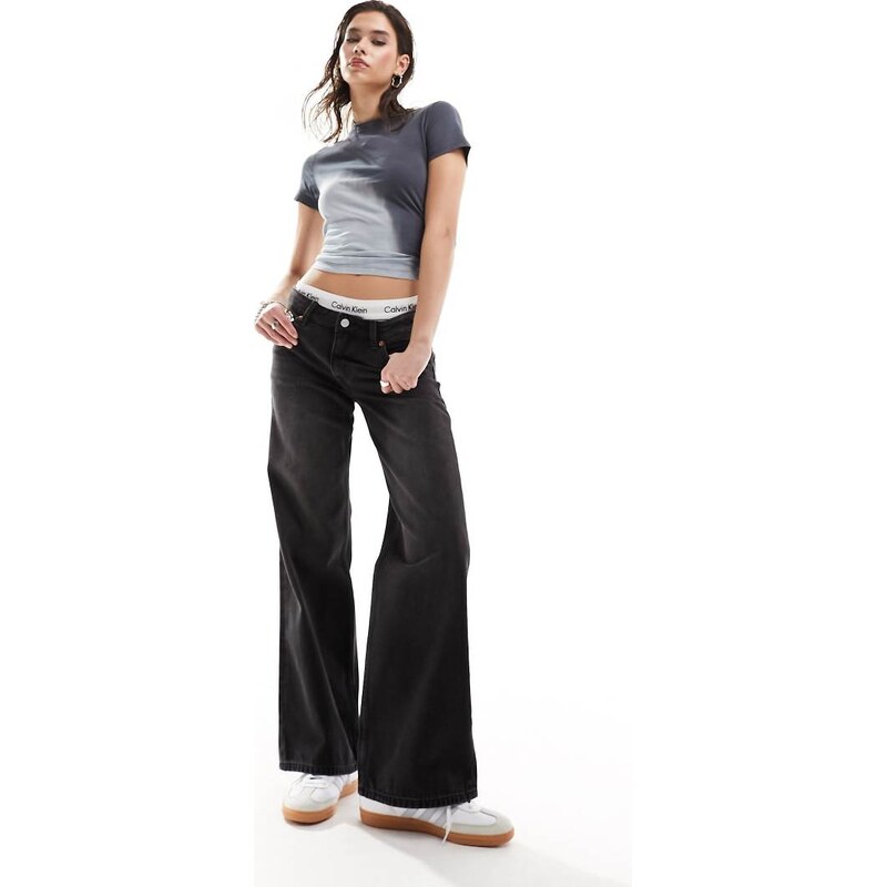 Monki Imoo low waisted wide fit jeans in washed black 100081844