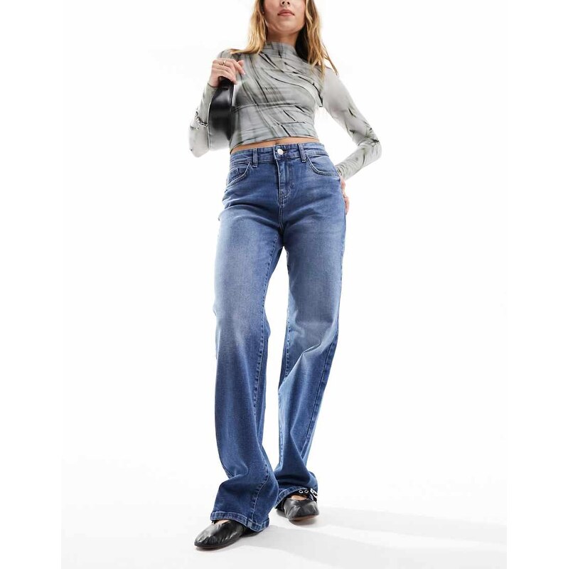 Noisy May Yolanda mid rise straight leg jeans in mid wash blue 100088089