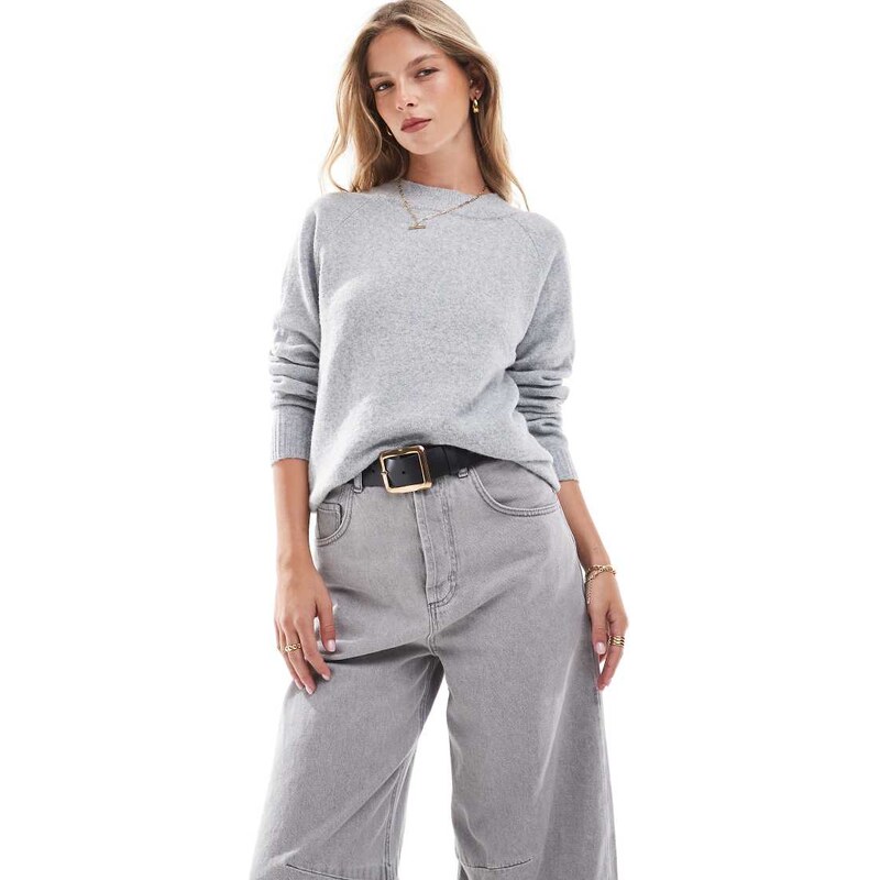 Vero Moda round neck jumper in light grey 100781787