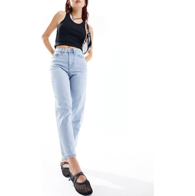Vero Moda Tessa high rise mom jeans in light blue denim 102283098