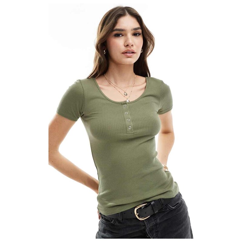 Pieces ribbed top with poppers in khaki green