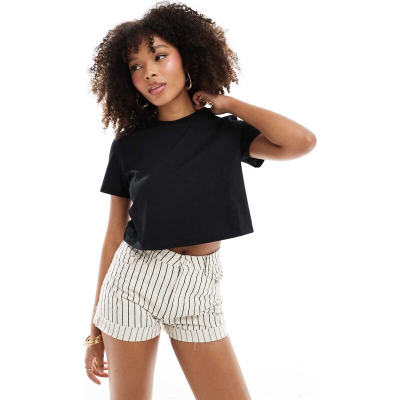 Pieces cropped t-shirt in black