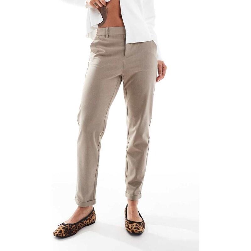 Vero Moda loose tailored trousers in fossil-Neutral 100134971