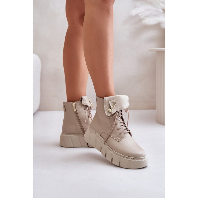 Boty na klínovém podpatku model 201184 Step in style