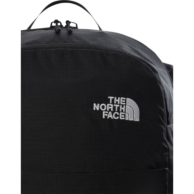 THE NORTH FACE Sportovní batoh 'BASIN 18' černá / bílá