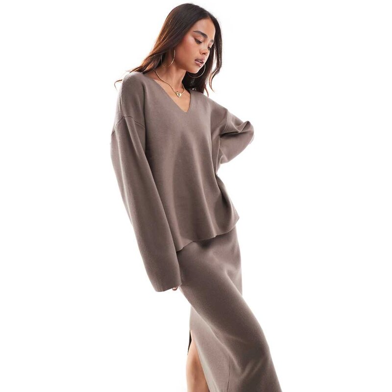 Object structured v neck jumper co-ord in taupe-Brown