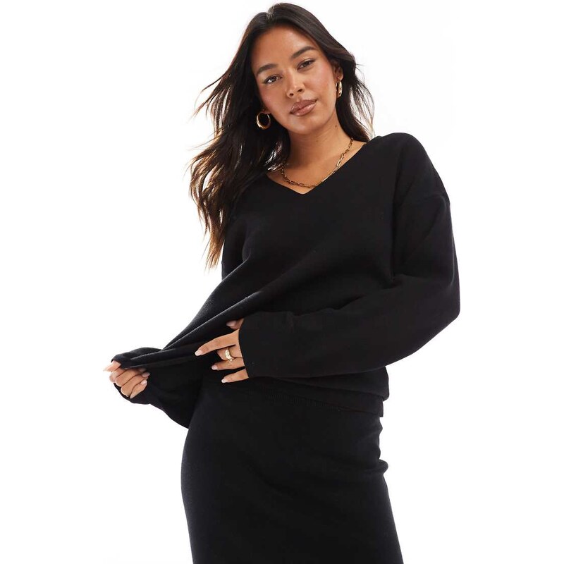 Object structured v neck jumper co-ord in black 115509946