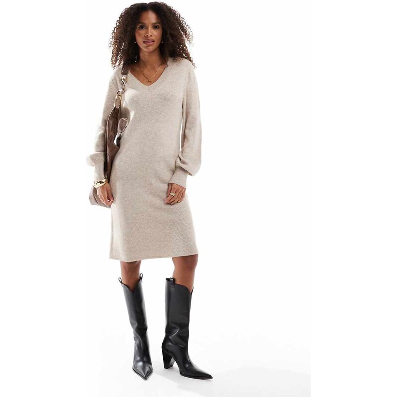 ONLY v-neck knitted midi dress in beige-Neutral