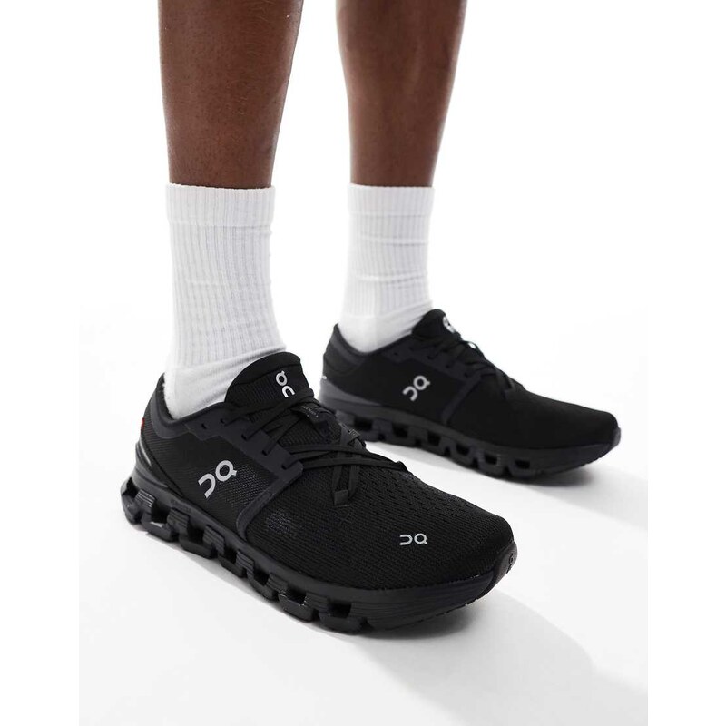 ON Cloud X 4 training trainers in triple black