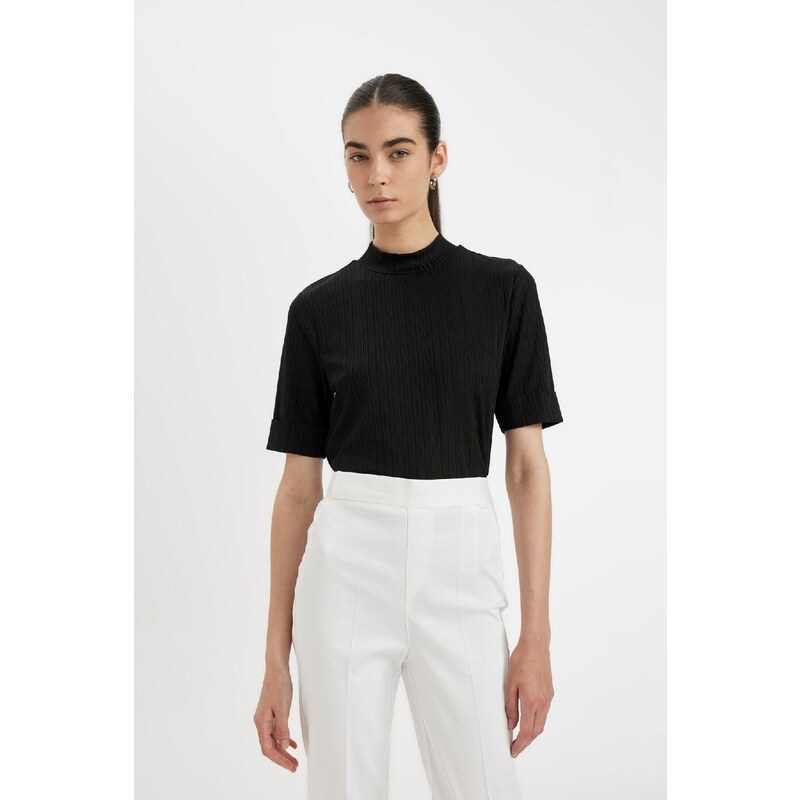 DEFACTO Half Turtleneck Smart Ribbed Camisole Basic Plain Short
