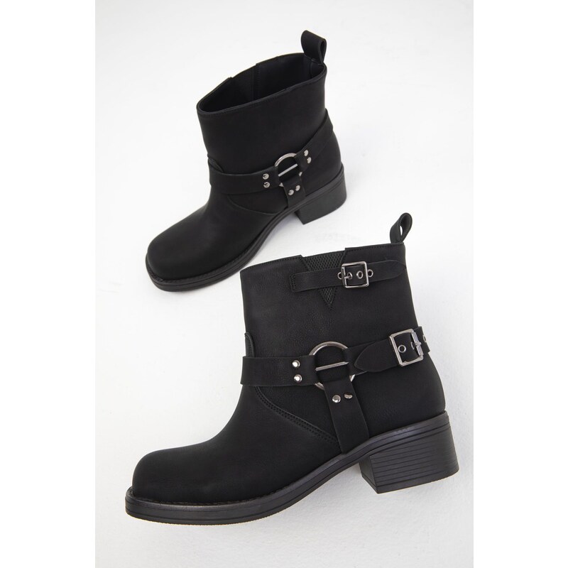 Soho Black Matte Womens Boots & Bootie 19678