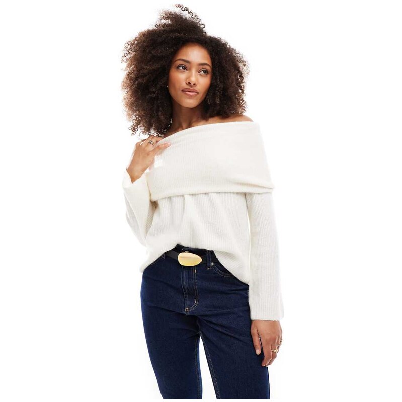 Vero Moda slouchy off shoulder jumper in snow white melange 101198972