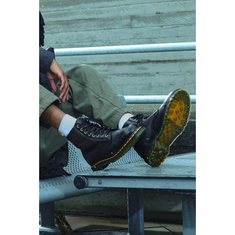 Dr. Martens 8-dírkové boty