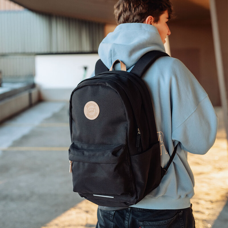 Batoh City Dusty Black 30l BECKMANN