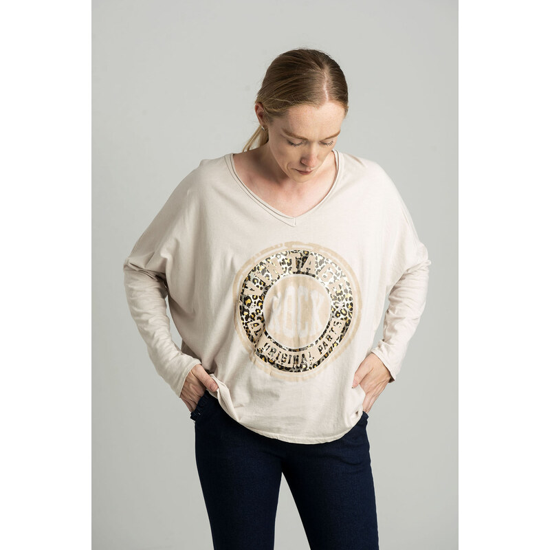 Italy Moda Beige oversize blouse with a shiny print