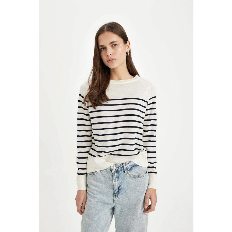 DEFACTO Regular Fit Soft Textured Crew Neck Striped Knitwear Sweater 107083369
